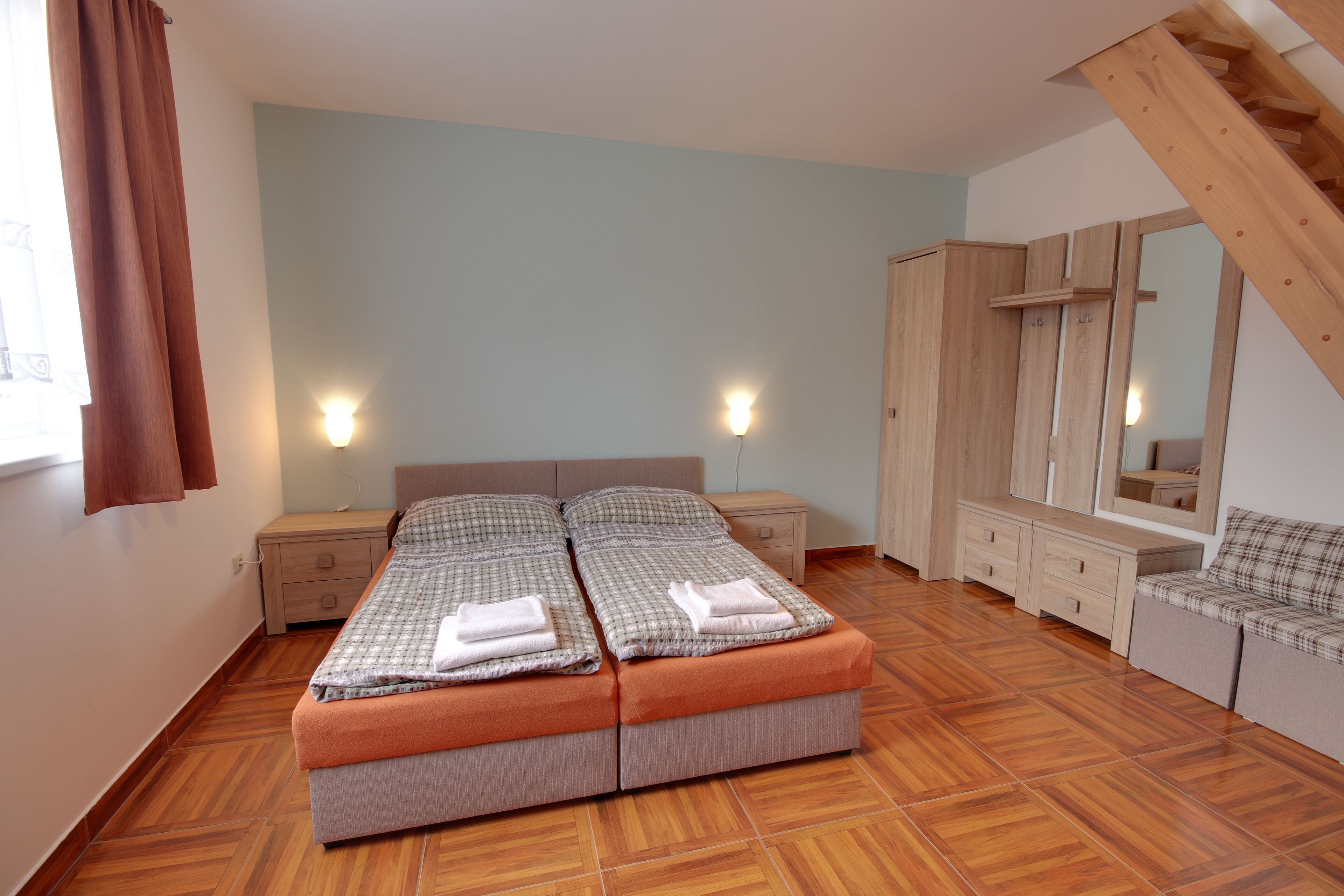 Desk, laptop workspace, blackout curtains, travel cot