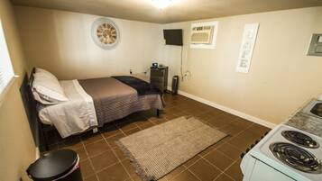 Studio (1 Bedroom) | Bed sheets