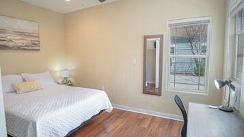 House (2 Bedrooms) | 2 bedrooms, laptop workspace, iron/ironing board