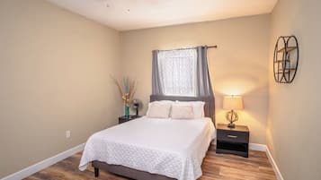House (3 Bedrooms) | 3 bedrooms, laptop workspace, iron/ironing board, free WiFi