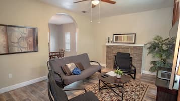 House (3 Bedrooms) | Living area | 50-inch TV with digital channels