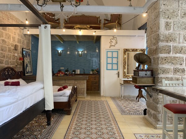 Coffres-forts dans les chambres, rideaux occultants, Wi-Fi gratuit