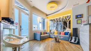 Reception - Pacific Inn (Hengchun)
