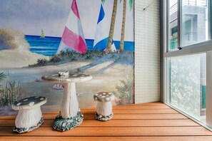 山景双人房 | 遮光窗帘、免费 WiFi、床单