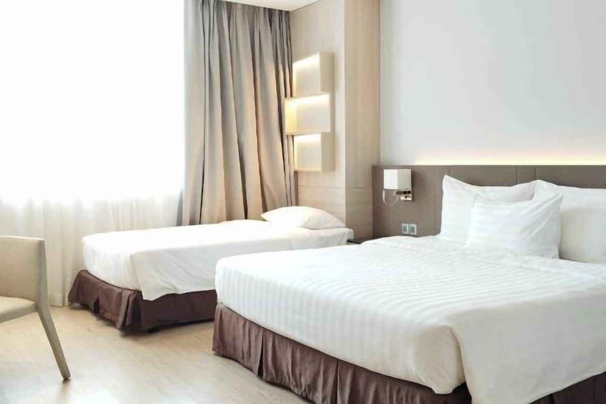 1 Schlafzimmer, Minibar, Zimmersafe, Schreibtisch