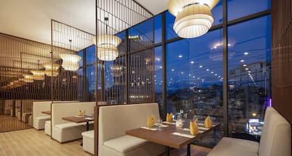 DQua Hotel