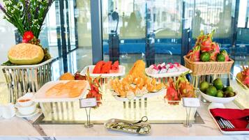 Desayuno estilo bufé