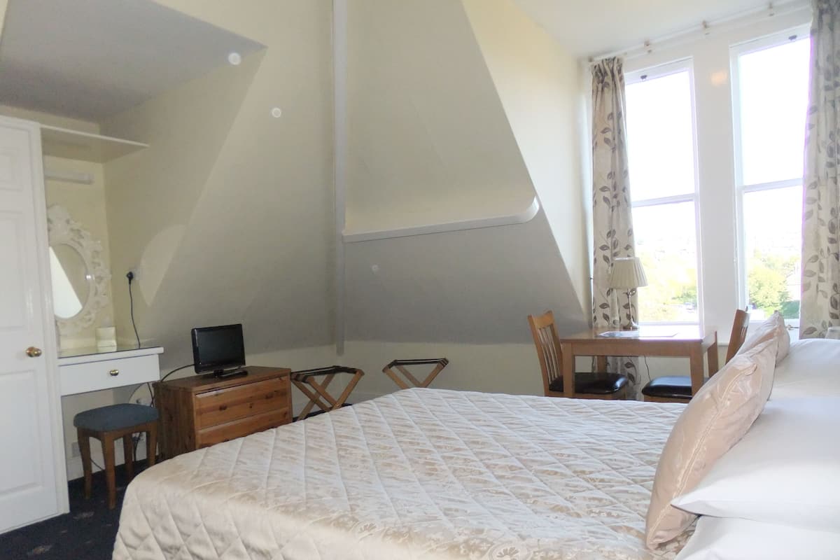 Double Room - Second Floor
