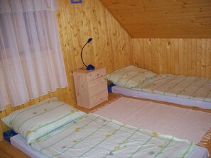 Apartment, Garden View | Iron/ironing board, free cribs/infant beds, free WiFi - Apartman Daniel (Balatonfokajár)