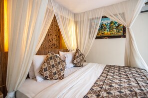1 bedroom, free WiFi, alarm clocks