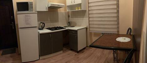 Leilighet | Eget kjøkken | Kjøleskap, mikrobølgeovn, kokeplater og kaffetrakter/tekoker