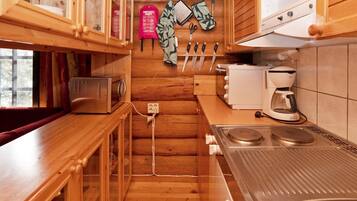 Fridge, microwave, cookware/dishes/utensils