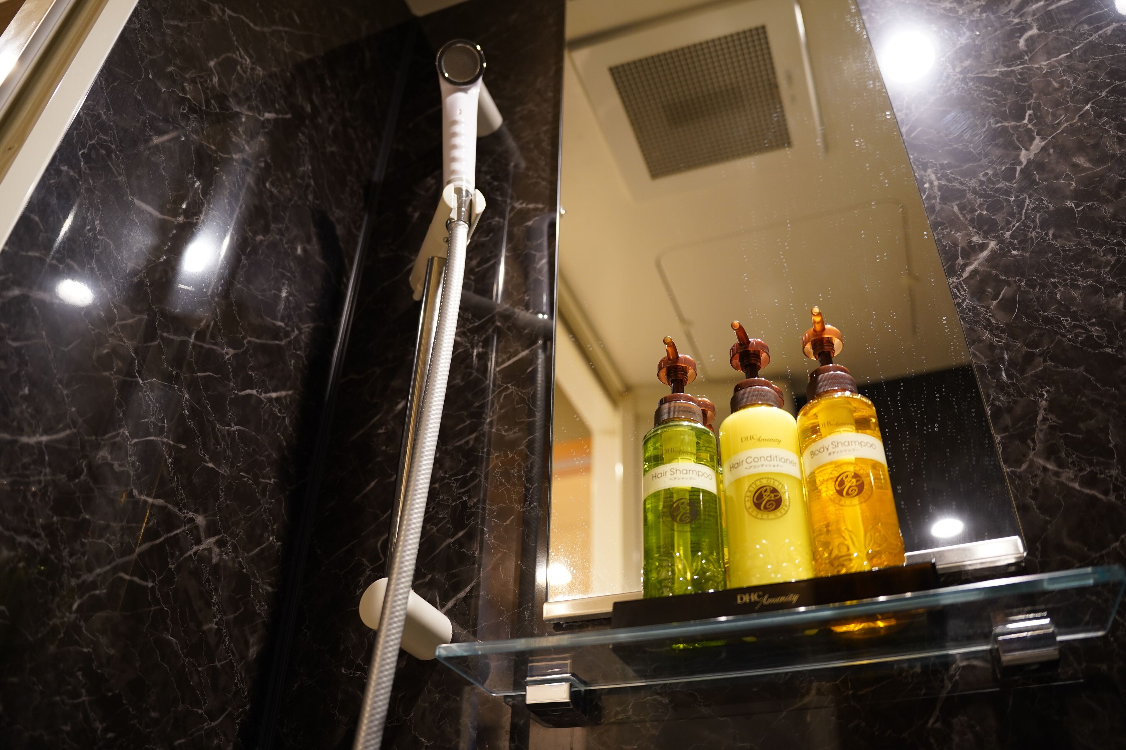 japanese style room, non smoking, no housekeeping | bathroom | free toiletries, hair dryer, bathrobes, slippers