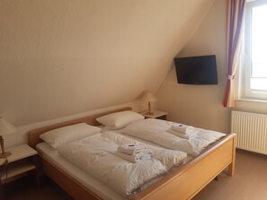 Apartment, eigenes Bad, Meerblick (Fewo 2-3  2 EB)