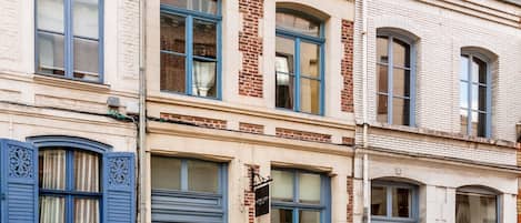 Façana frontal de l'allotjament