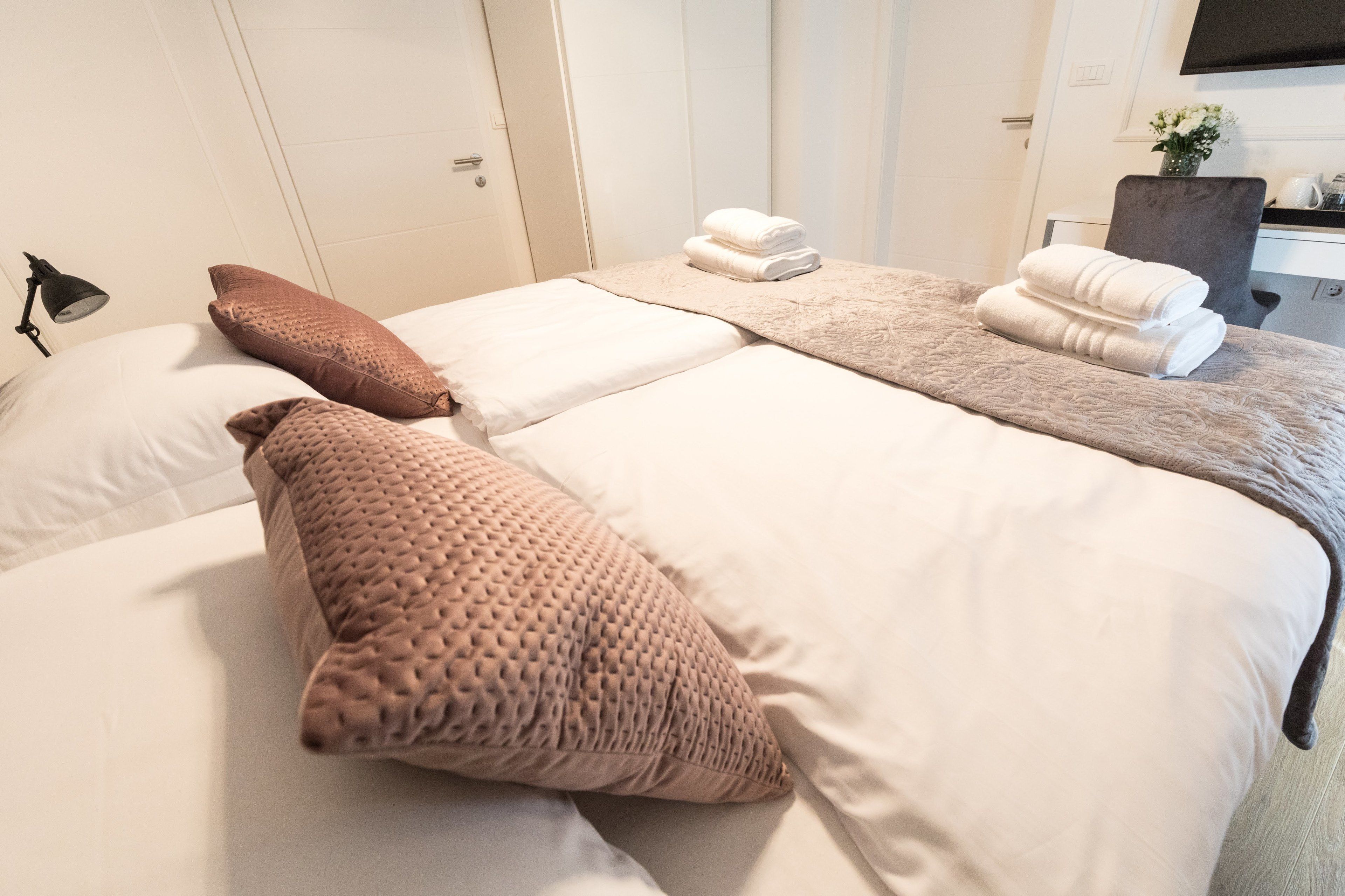 Foto - Luxury rooms with balcony