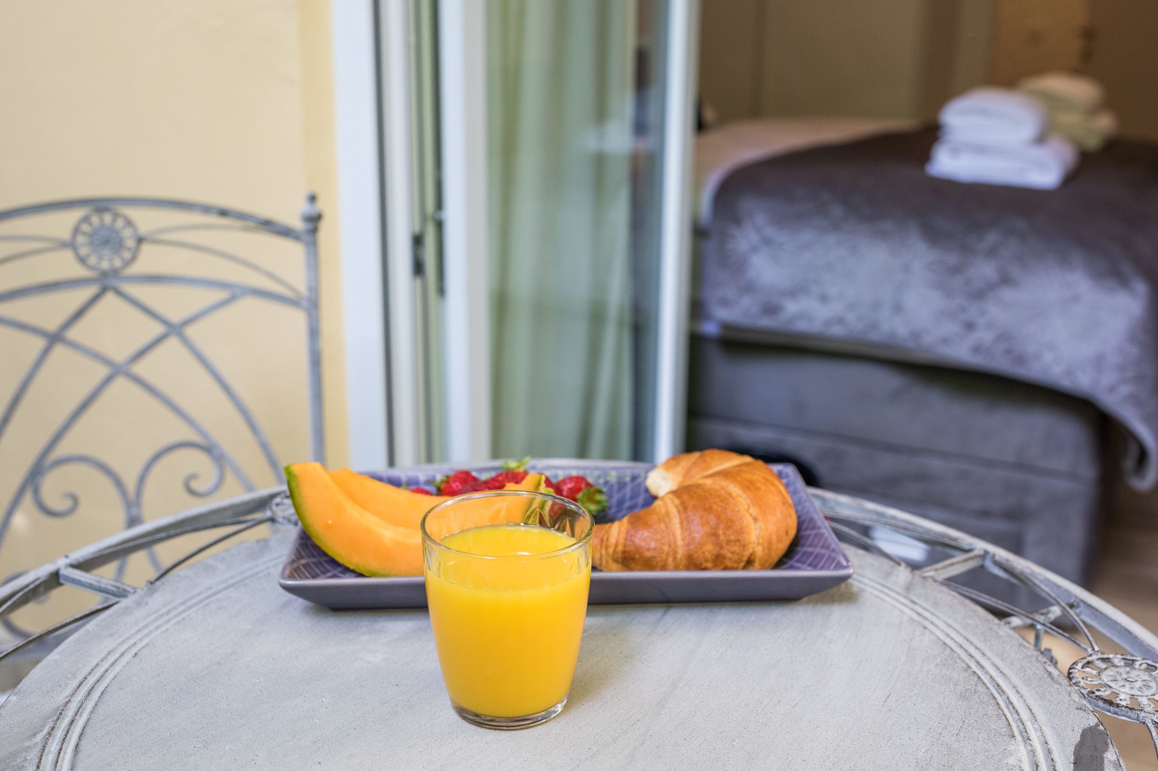 Photo - Luxury rooms with balcony