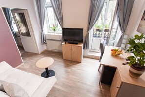 Apartment, Multiple Beds