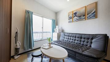 Apartment for 8 Guests, 3F | 2 bedrooms, soundproofing, free WiFi