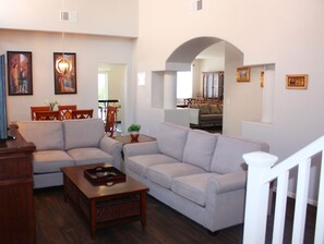 Télévision à écran plat