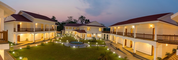 Garden - Hotel Earth Light (Sauraha)