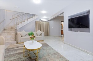 Smart TV 43 pulgadas con canales de televisión por cable