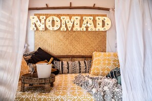1 Schlafzimmer, Zimmersafe, Schreibtisch, Bügeleisen/Bügelbrett
