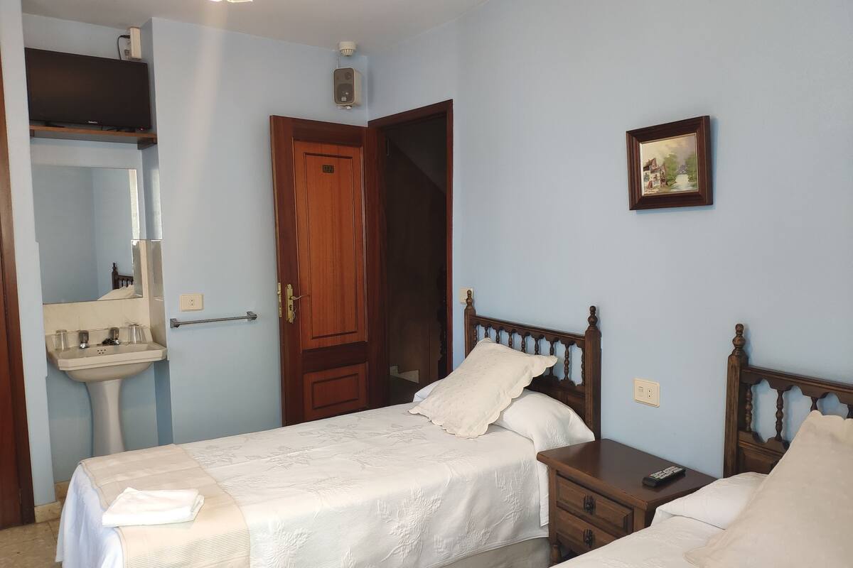 Wifi gratis y ropa de cama