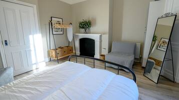 Superior House, Private Bathroom, City View (30 Rodney Street) | 6 bedrooms