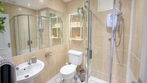 Unclassified image, 2 of 10, button - Rodney Street Luxury Townhouse, Sleeps 30, Central and Stylish Apartments (Liverpool)