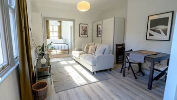 Superior House, Private Bathroom, City View (30 Rodney Street) | 6 bedrooms