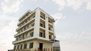Exterior - Hotel Aloka Inn (Lumbini)