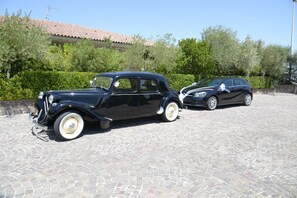 Free self parking - Le Tre Rose (Bono)