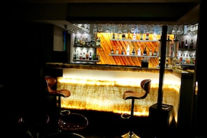 Bar (en el alojamiento)