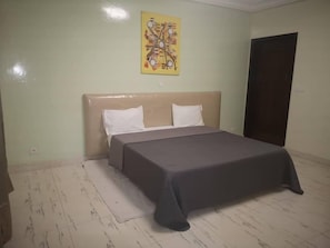 Room - Residence Nandi (Dakar)