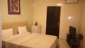 Standard Double Room, Non Smoking | Premium bedding, down comforters, Select Comfort beds