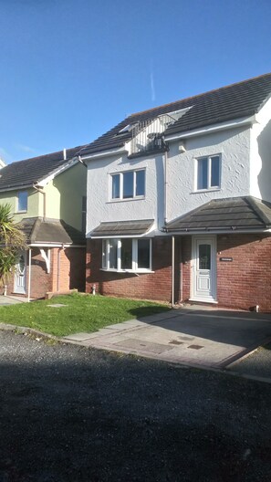 Exterior - Trearddur Bay Beach house (Trearddur Bay)