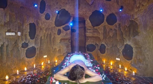 Outdoor treatment areas, hot tub, body treatments, hot stone massages