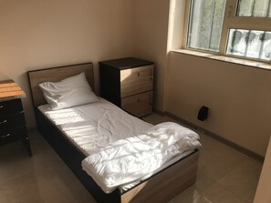 Basic Double or Twin Room, 2 Twin Beds, Garden View | Premium bedding, blackout drapes, free WiFi, bed sheets