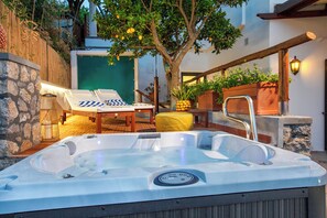 Private spa tub - Relais 2 Pini (Anacapri)