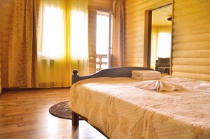 Soundproofing, iron/ironing board, free WiFi - Villa Leku Spa Resort (Bukovel)