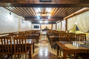 Café - Villa Leku Spa Resort (Bukovel)