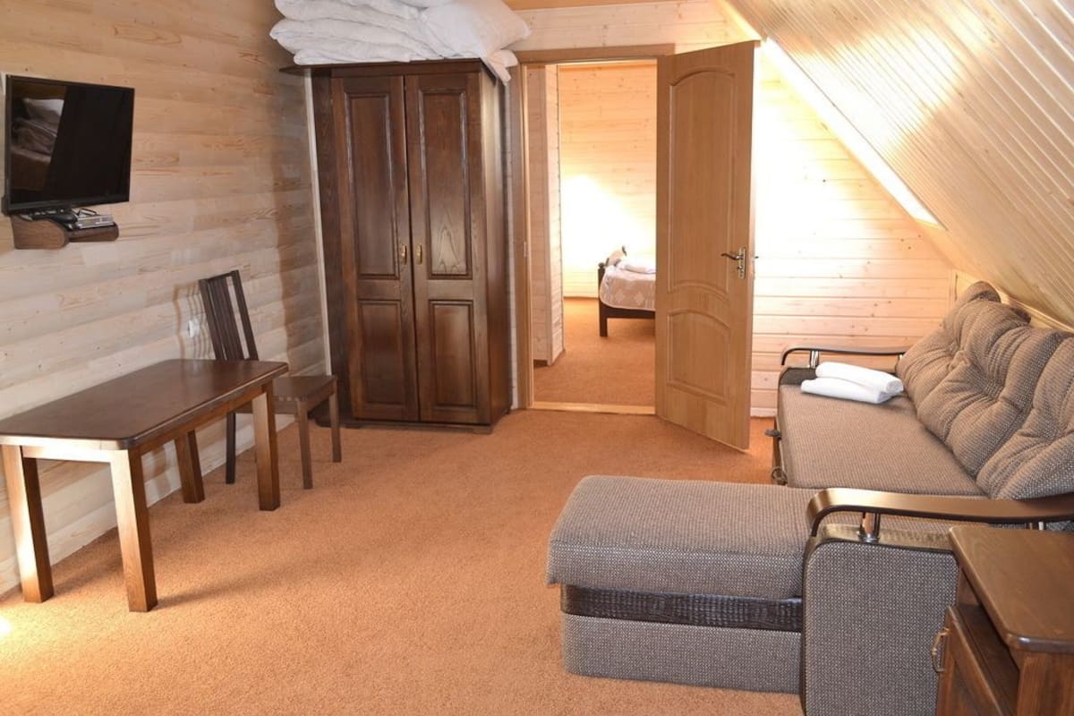 Camera quadrupla (Attic, Spa Included) | Insonorizzazione, ferro/asse da stiro, Wi-Fi gratuito