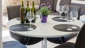 Apartment, 1 Bedroom | In-room dining - Luxury Apartment Ladovina (Jelsa)