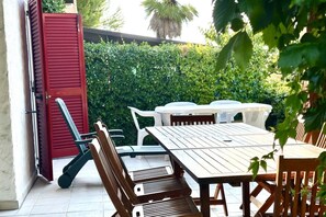 Outdoor dining - N183 - Numana, new villa with garden (Numana)