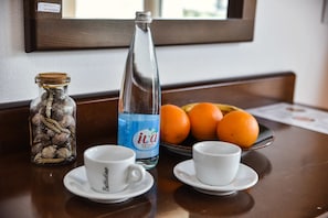 Free daily buffet breakfast - Riva (Ulcinj)