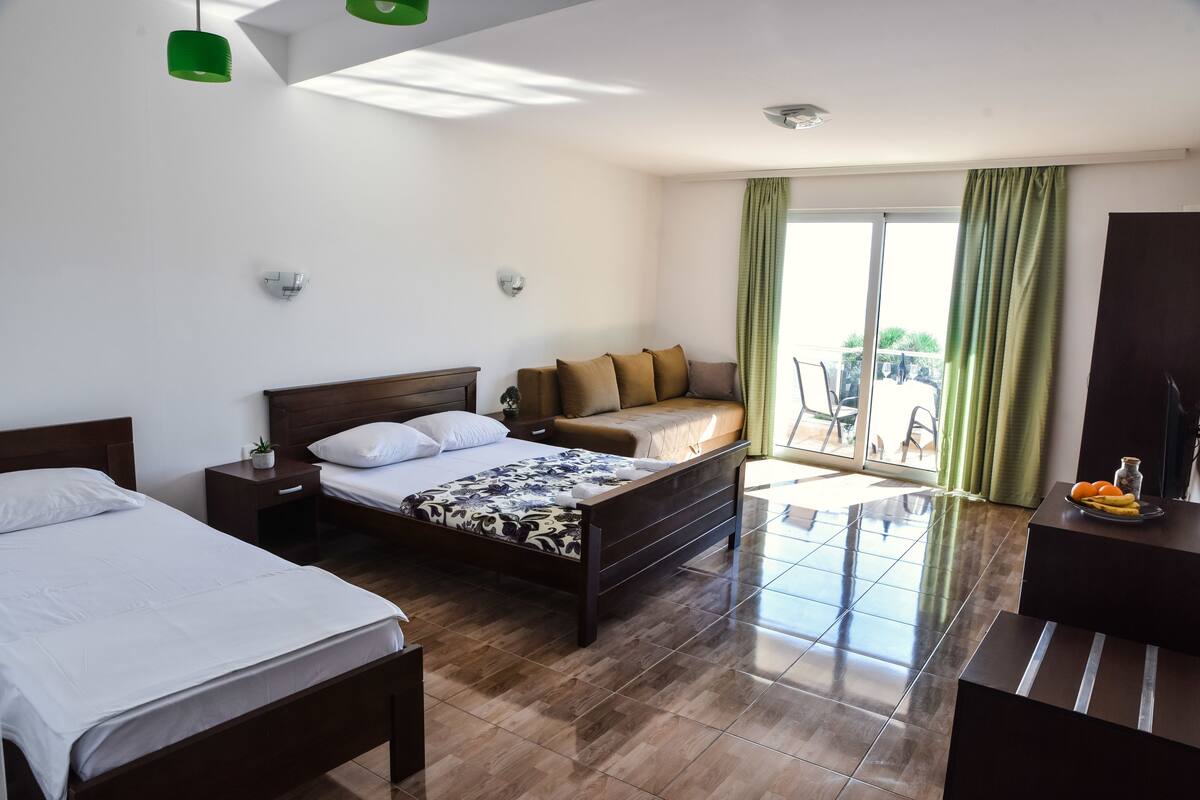 Superior Quadruple Room, Sea View