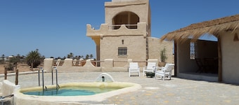 Studio with palapa, pool and great view in great 5 hectares