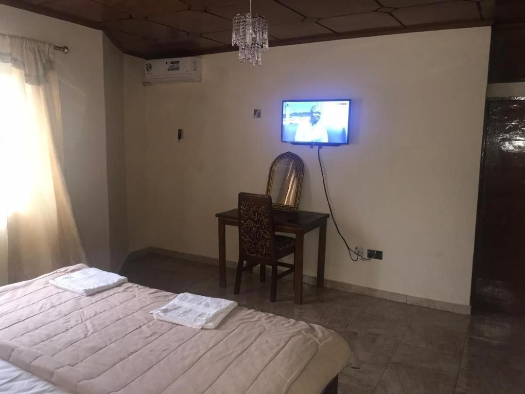 In-room safe, desk, laptop workspace, iron/ironing board (on request)