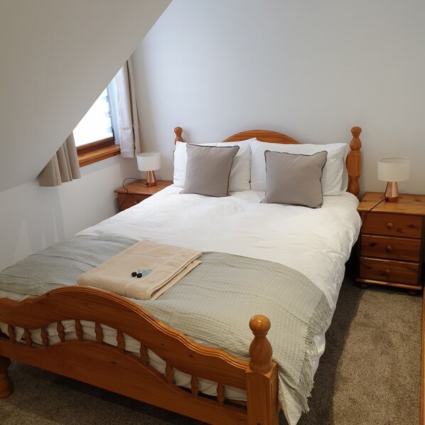 Appartement, 2 chambres | 2 chambres, literie hypoallergénique, fer et planche à repasser